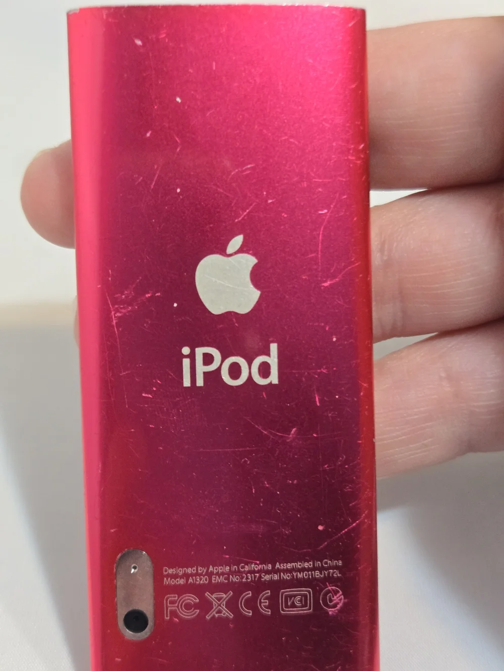 Apple iPod nano (Pink) with IHOME Portable Clock Radio Dock